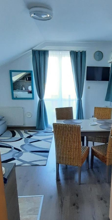 Kamilla Apartman Villapark Бюк Экстерьер фото
