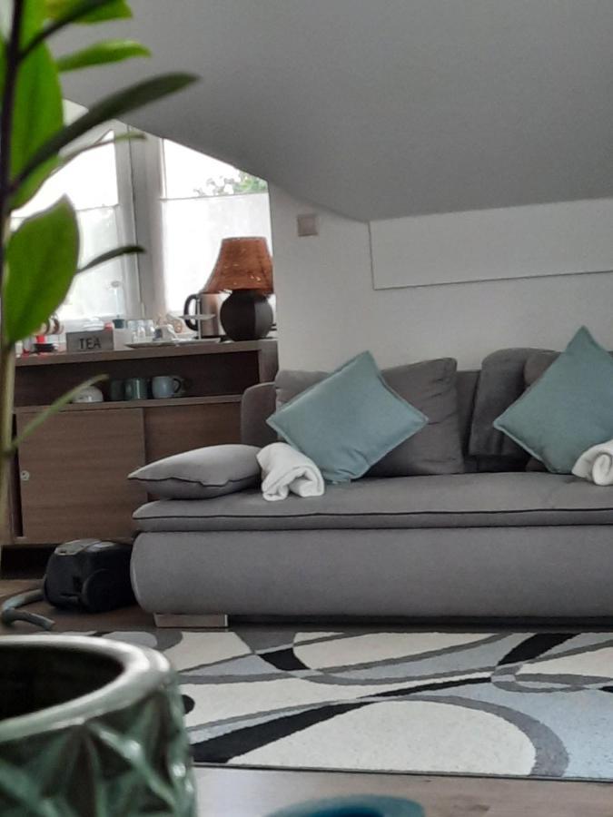 Kamilla Apartman Villapark Бюк Экстерьер фото