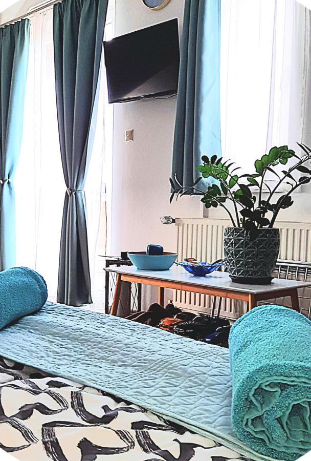 Kamilla Apartman Villapark Бюк Экстерьер фото